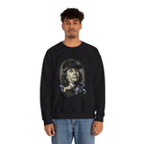 Break Bread Halftone Art Unisex Heavy Blend Crewneck Sweatshirt Bold Urban Streetwear Graphic Pullover Premium Hustle Design Cozy Warm Everyday Wear for Confident Men Women Stylish Gift Idea