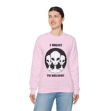 I Want To Believe Alien Unisex Crewneck Sweatshirt UFO Graphic Pullover Extraterrestrial Space Themed Sci Fi Conspiracy Inspired Paranormal Streetwear